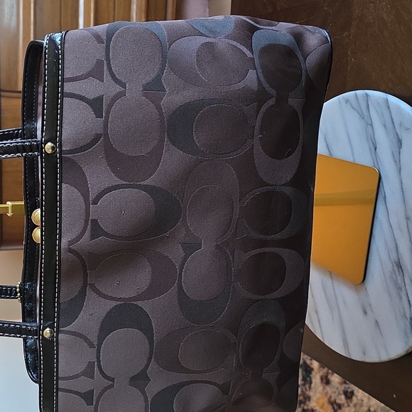 Coach Signature Brown Stripe Kisslock  Framed Tote Bag 💋 W/Medallion! 2012 - Picture 6 of 16